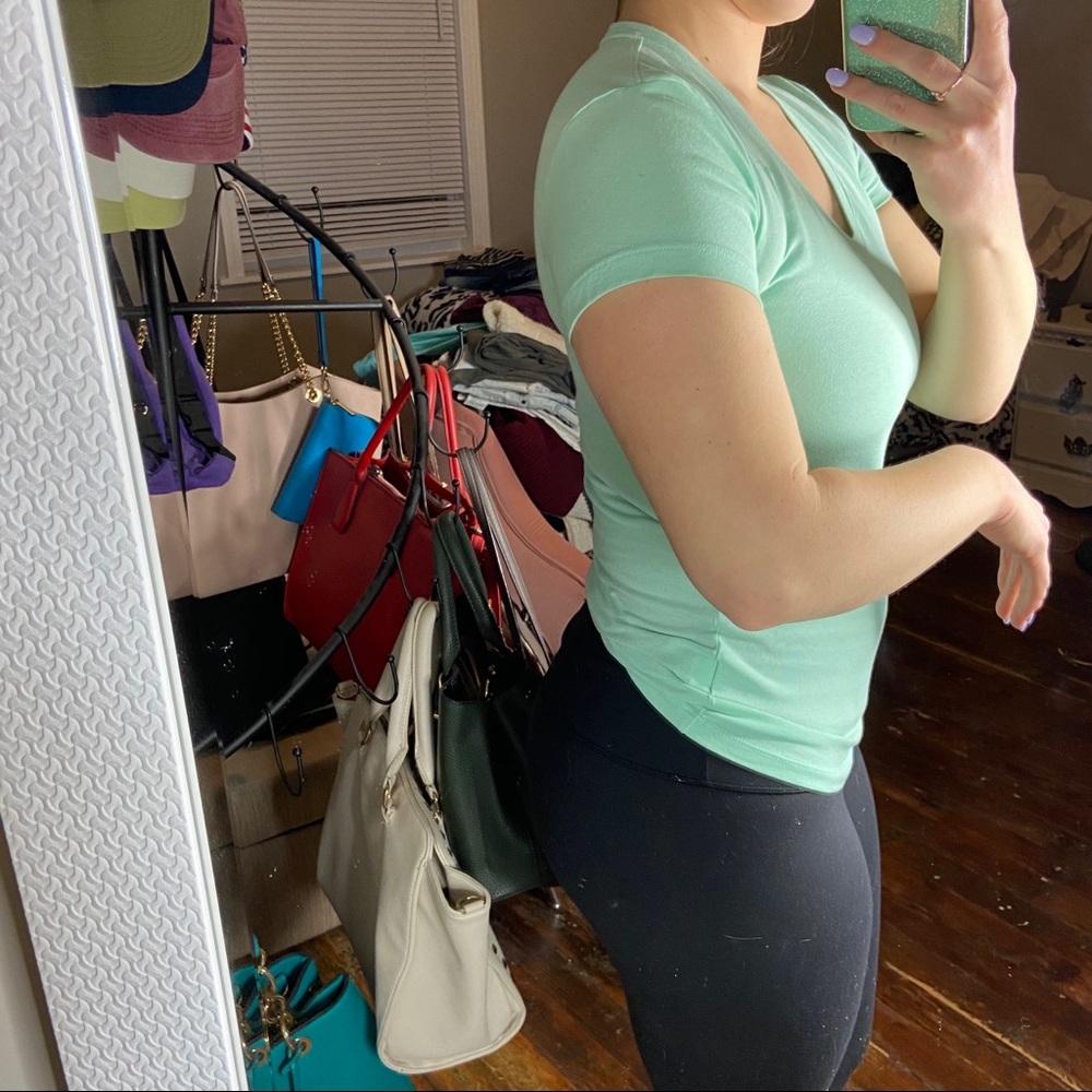 Nike dri-fit v-neck top S - Picture 3 of 8